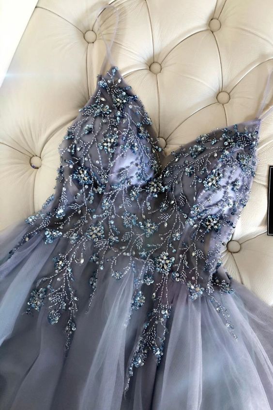 luxury grey beadinges,hettipsgowns, fashiones