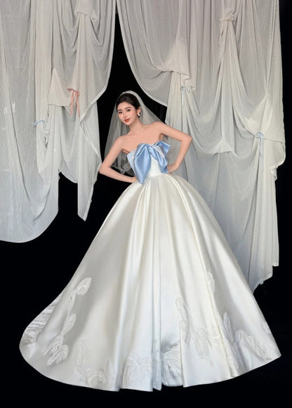 Modest A-line Long Wedding Dress Satin Strapless White Bridal Gowns Sleeveless Bridal Dress ED06632