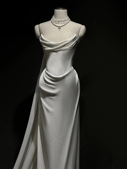 Vintage Mermaid Strapless White Satin Long Wedding Dresses With Ruffles